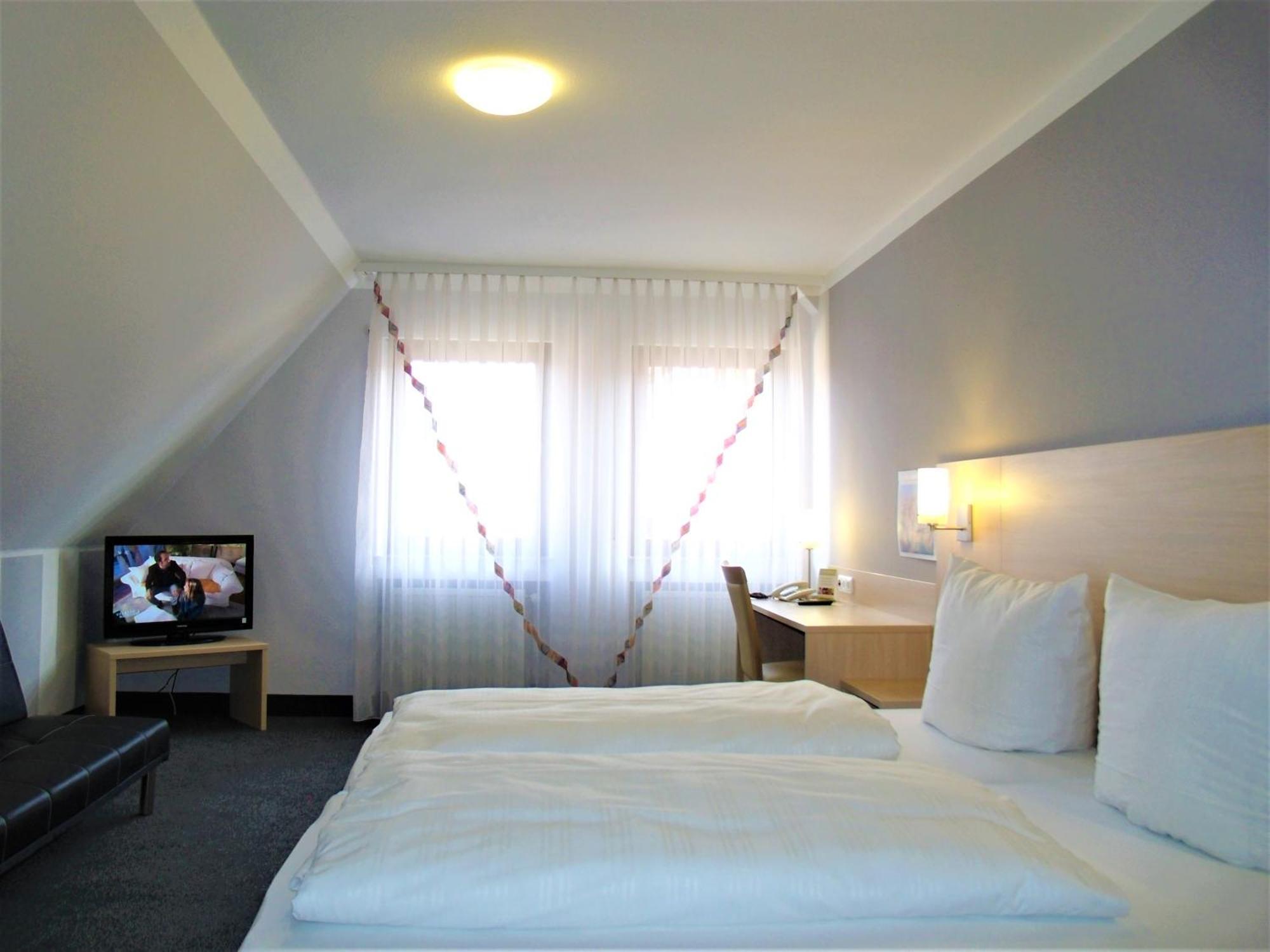 Hotel Brehm เวิร์ซบวร์ก ห้อง รูปภาพ